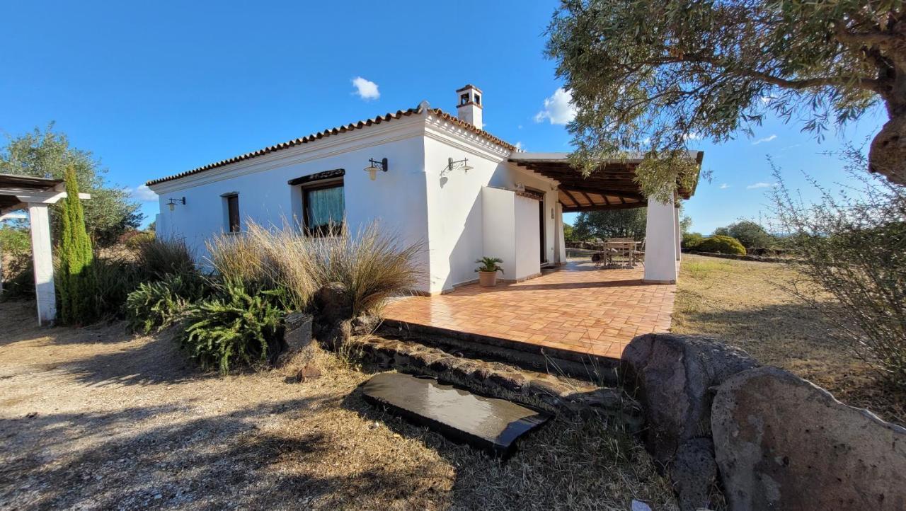 Villa Casa Mate Орозеи Экстерьер фото